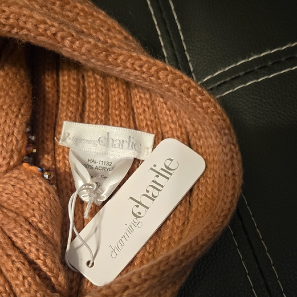 Charming Charlie Pink Knitted Headband with Vintage Brooch - Picture 2 of 3